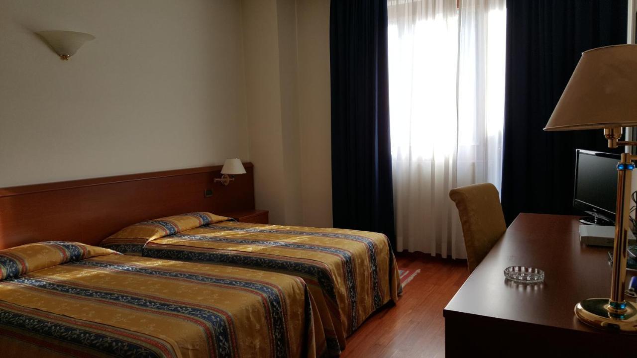 Hotel New Genziana Altavilla Vicentina Exterior foto